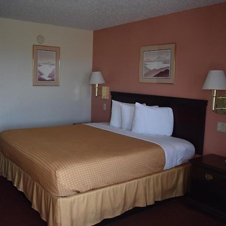 Royal Inn Springdale Esterno foto