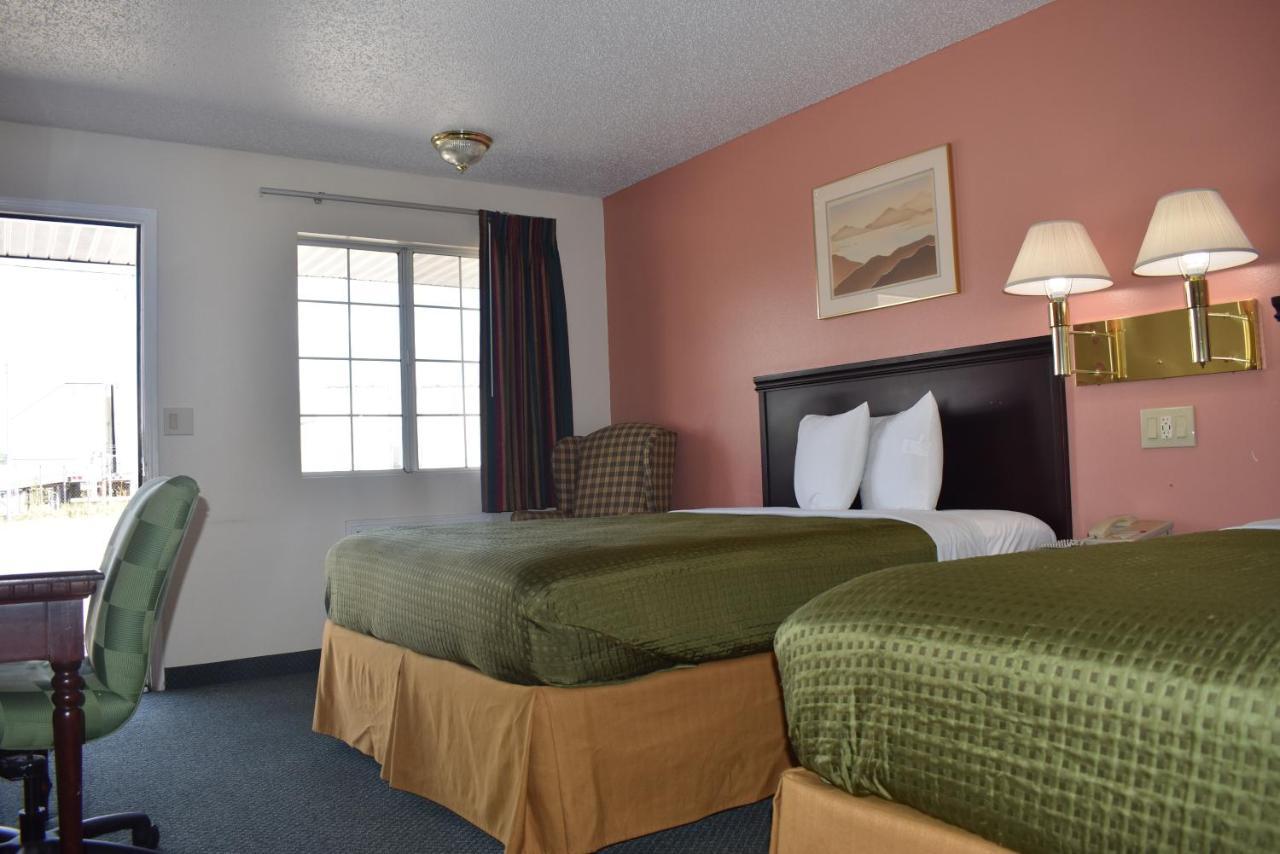 Royal Inn Springdale Esterno foto
