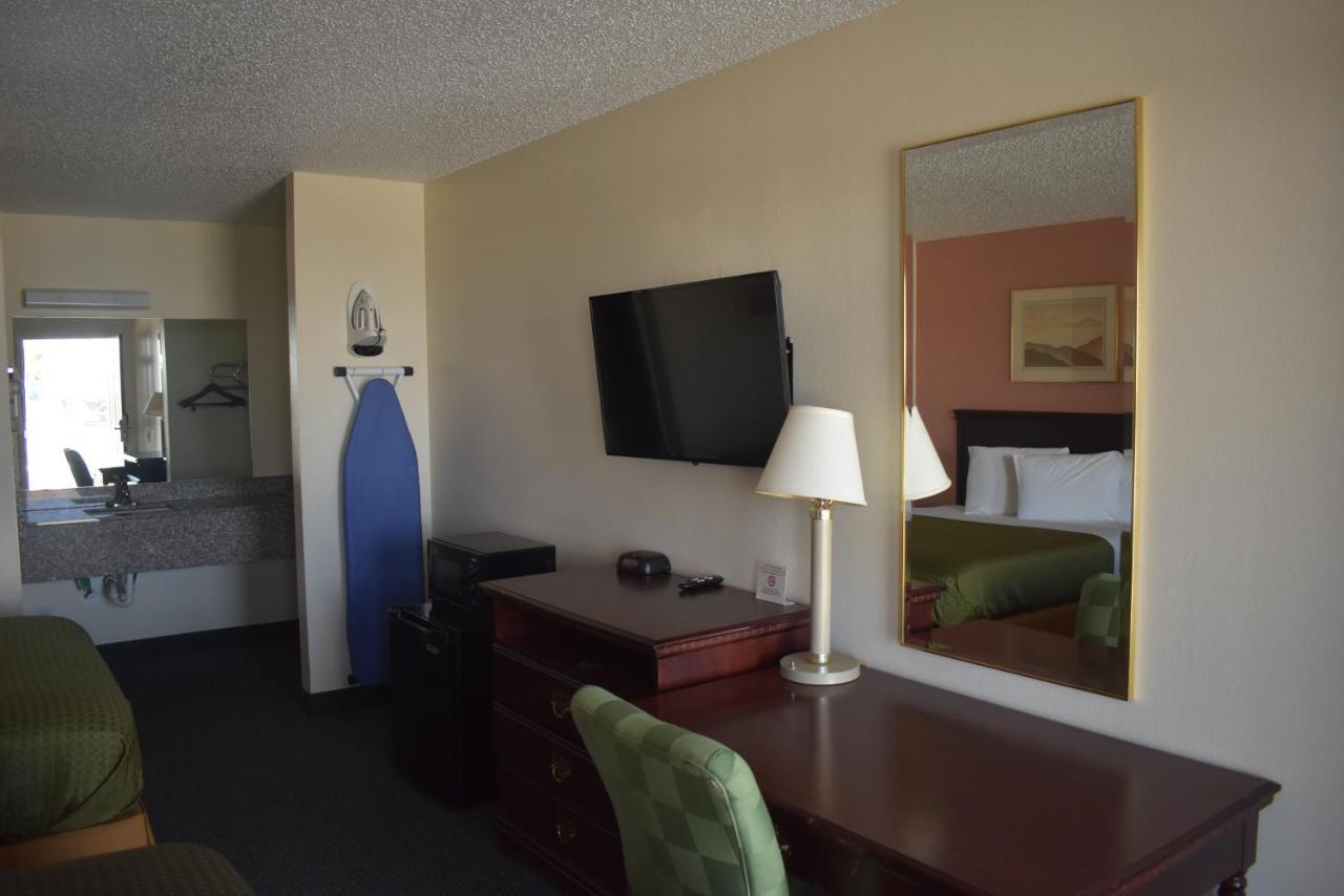 Royal Inn Springdale Esterno foto